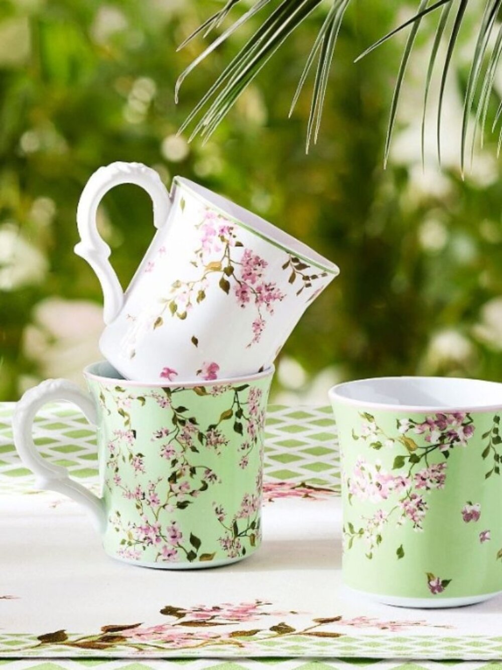 Monique Lhuillier Garden Trellis Mugs - Mixed Set of 4 Item 1 of 2 Skip Thumbnai
